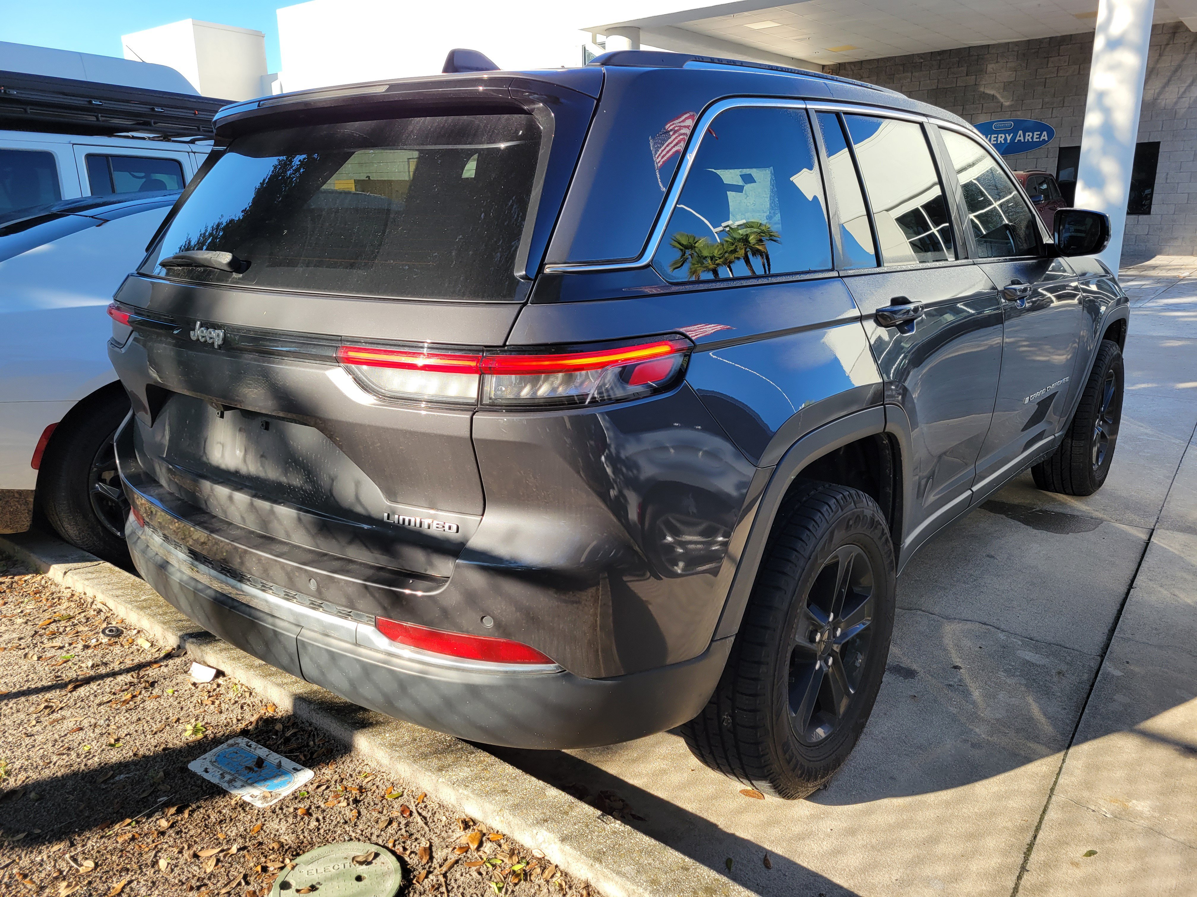 Used 2022 Jeep Grand Cherokee Limited Limited 4x2