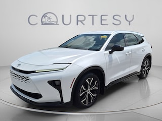 2025 Toyota Crown Signia XLE XLE AWD