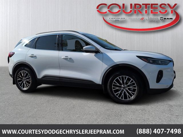 2023 Ford Escape