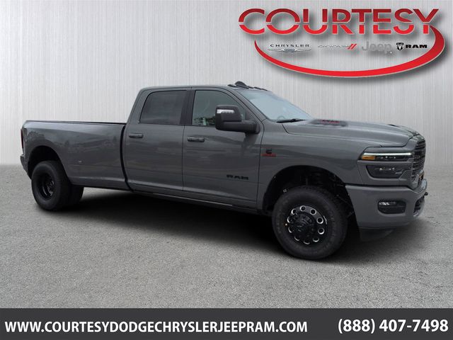 2026 Ram 3500 LARAMIE CREW CAB 4X4 8' BOX Pickup