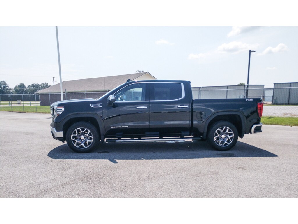 New 2026 GMC Sierra 1500 SLT Truck Crew Cab