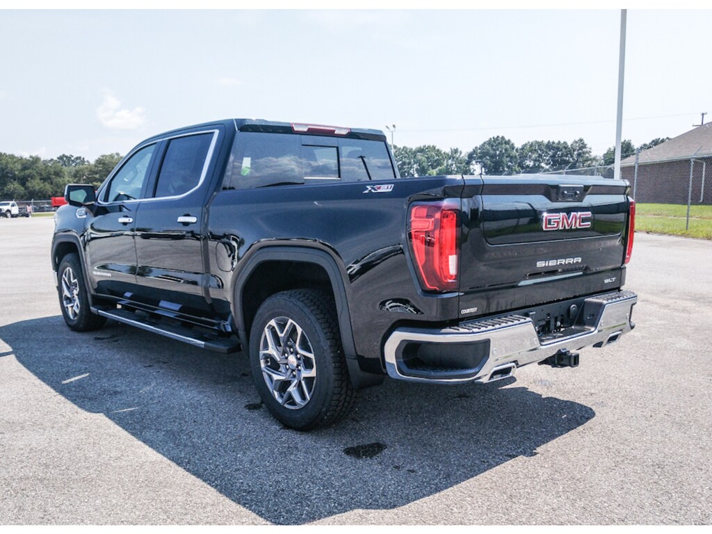 New 2026 GMC Sierra 1500 SLT Truck Crew Cab