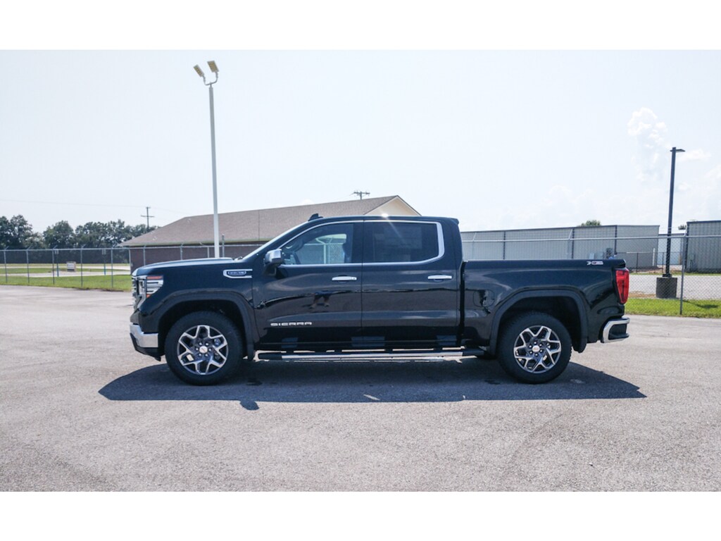New 2026 GMC Sierra 1500 SLT Truck Crew Cab