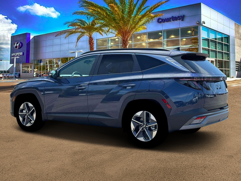 New 2026 Hyundai Tucson SEL Premium FWD SUV