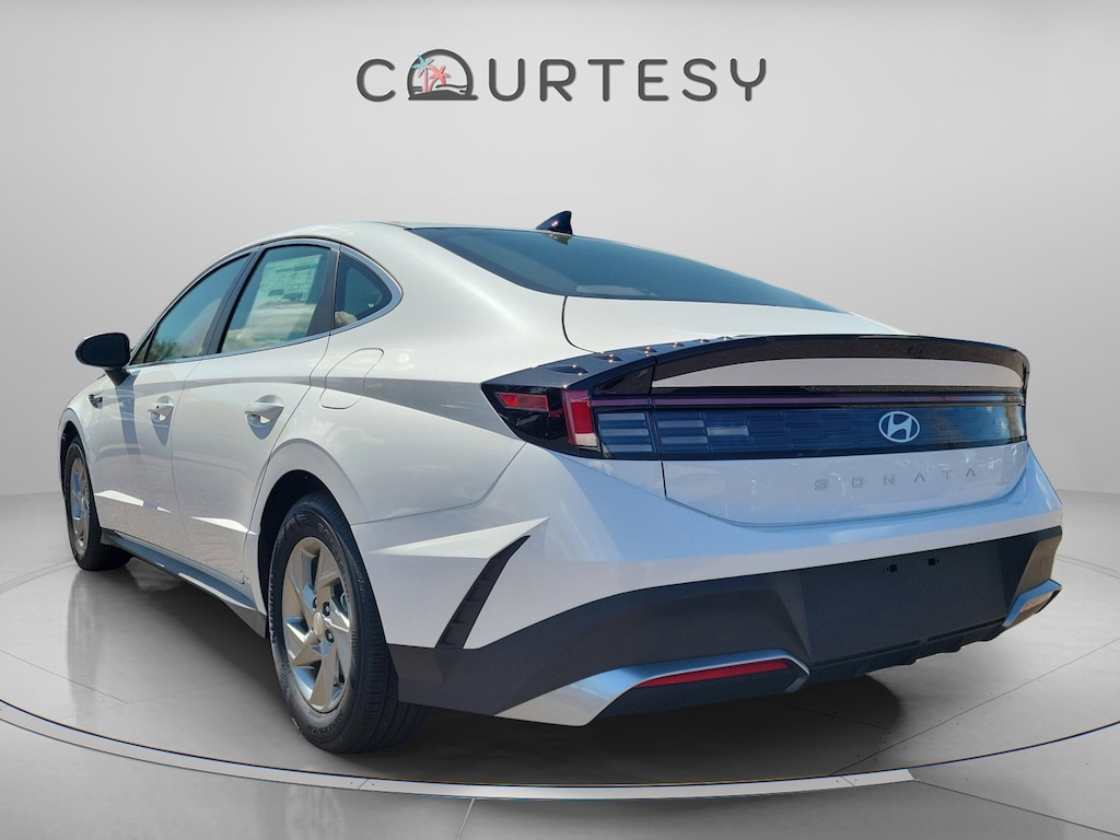 New 2026 Hyundai Sonata SE Sedan