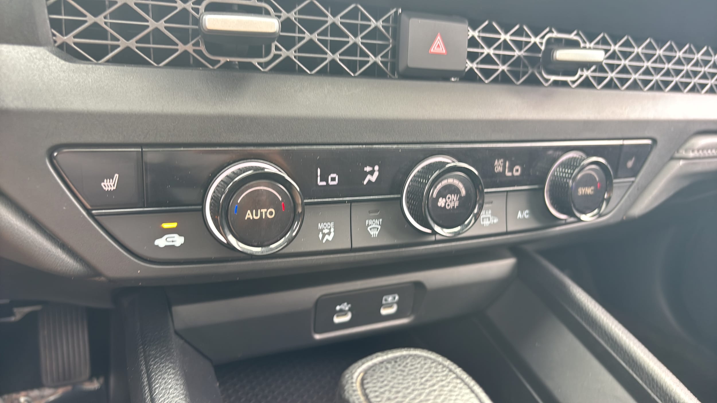 2023 Honda Accord EX - Photo 24