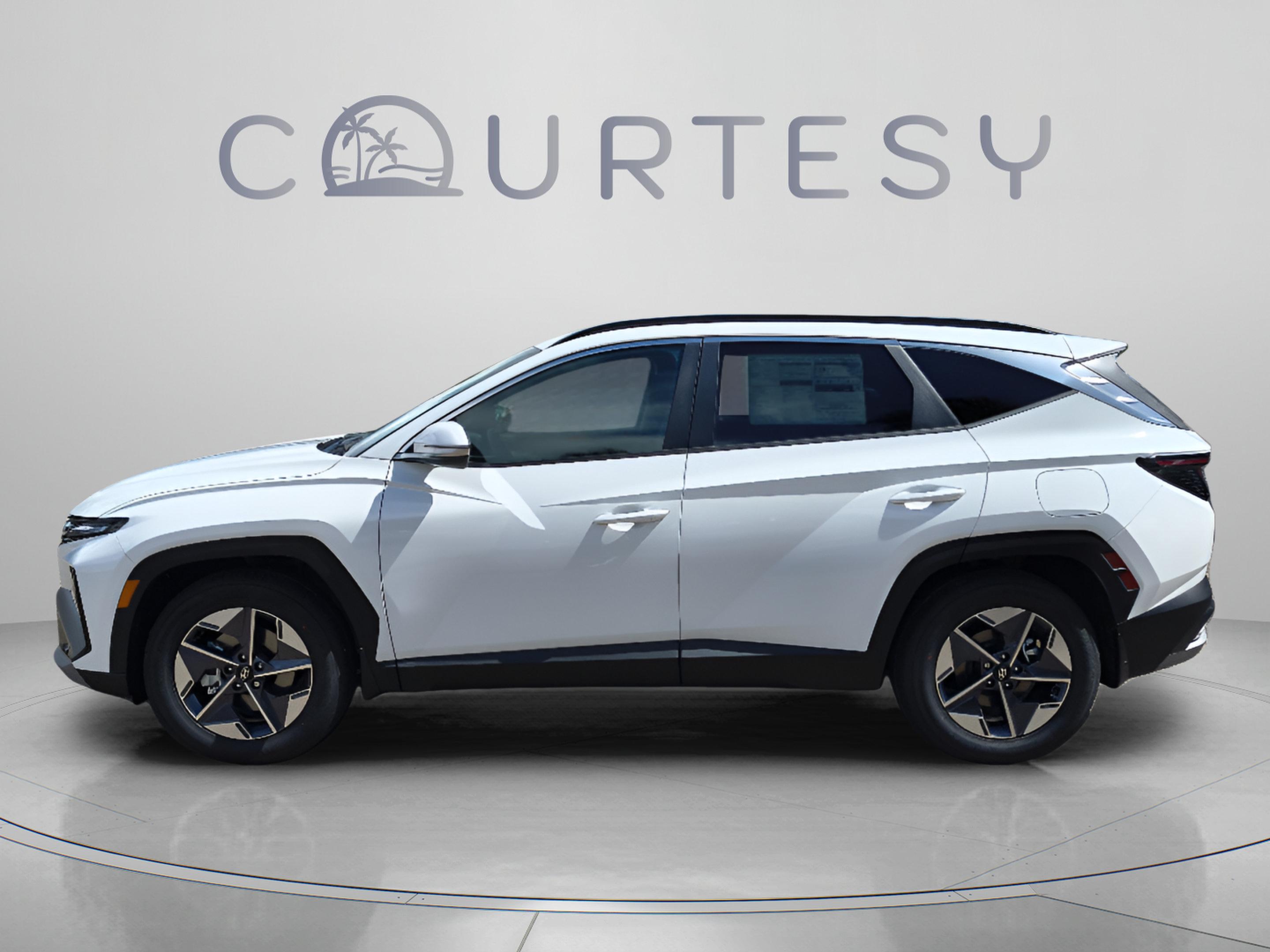 New 2026 Hyundai Tucson SEL Premium FWD SUV