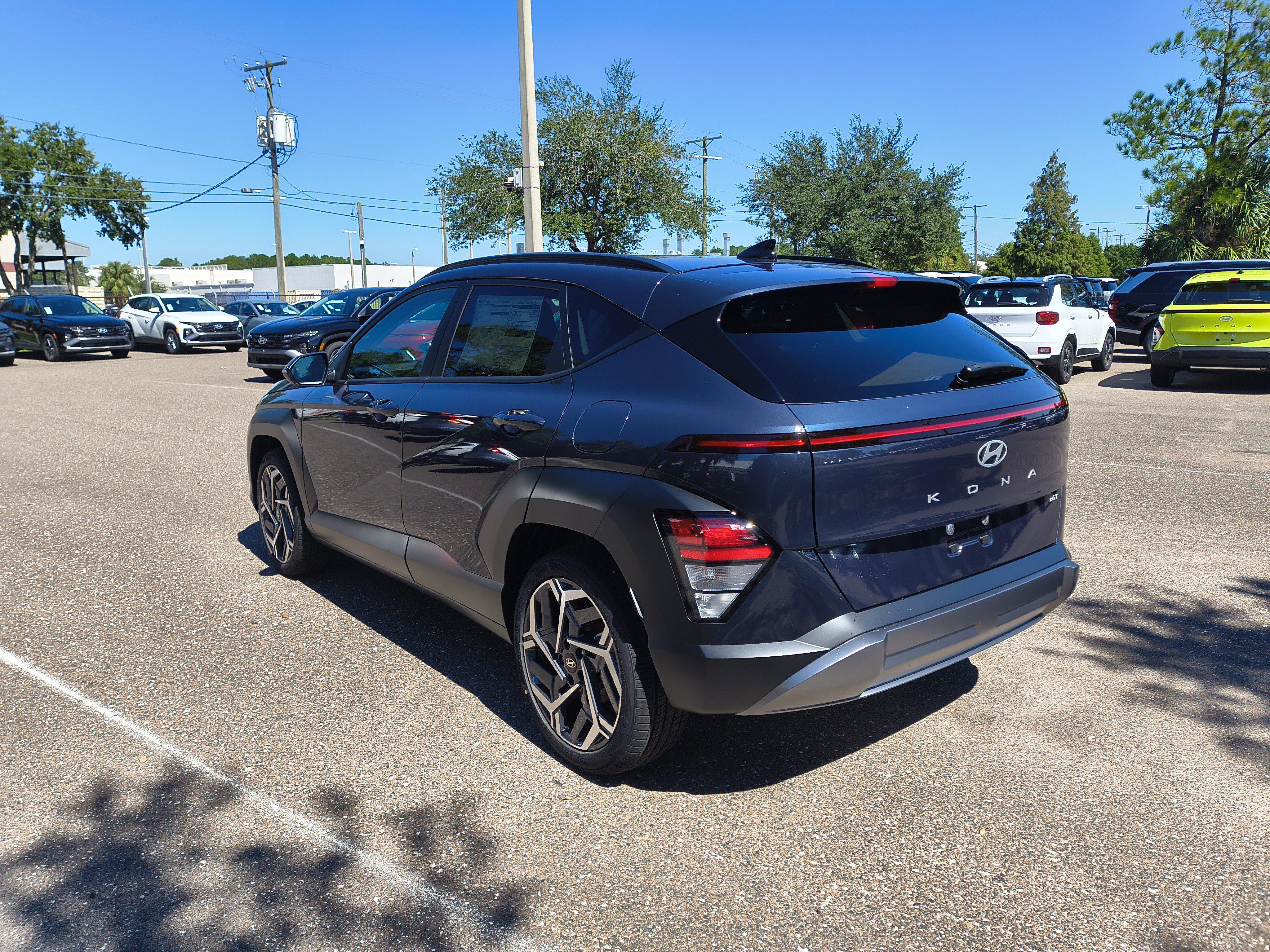 New 2027 Hyundai Kona SEL Premium FWD SUV