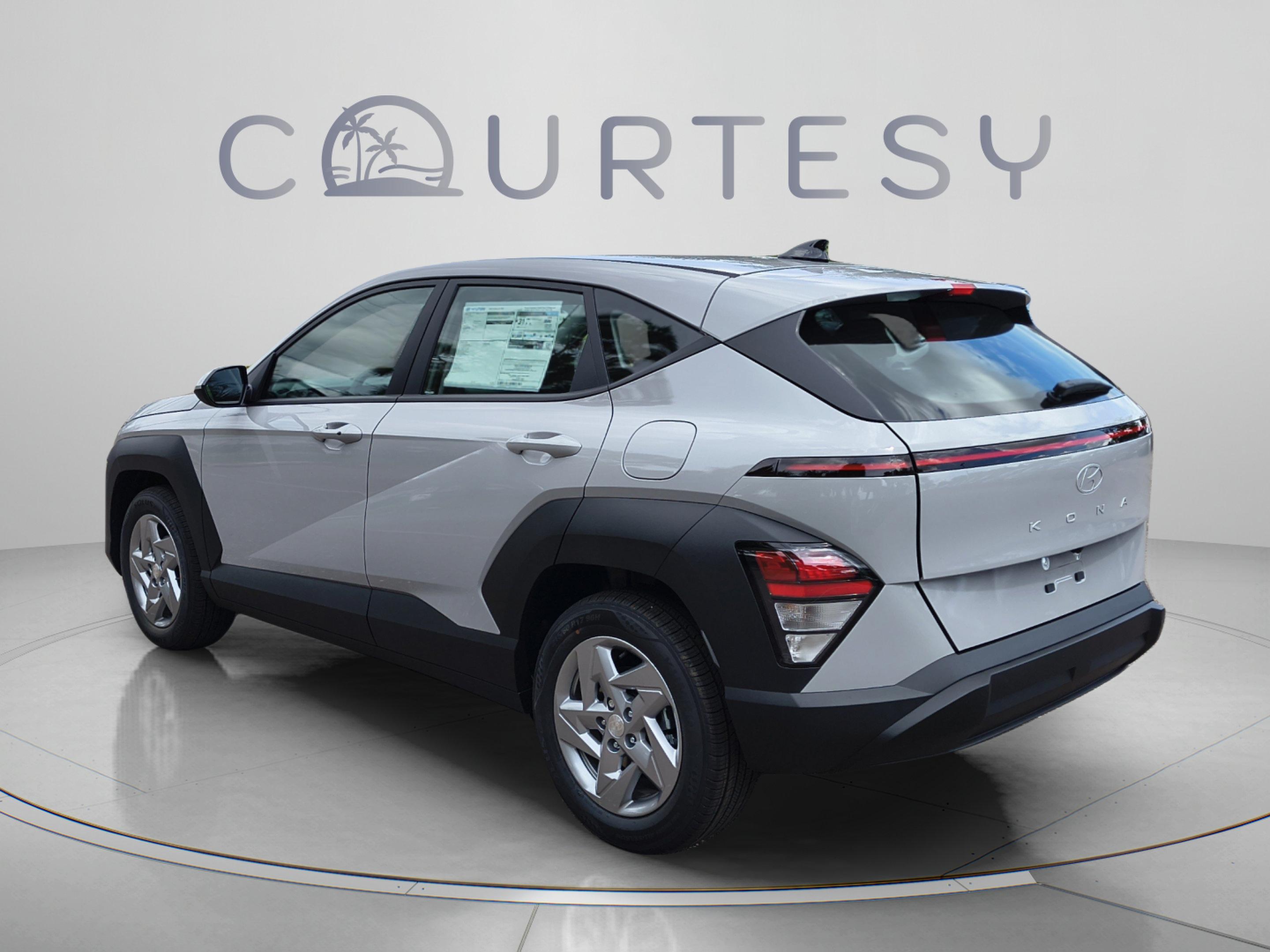 New 2027 Hyundai Kona SE FWD SUV