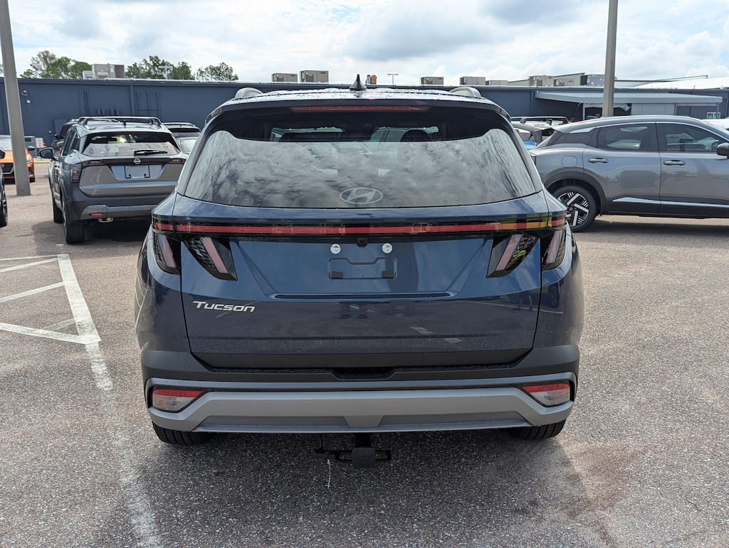 New 2026 Hyundai Tucson SEL Premium FWD SUV