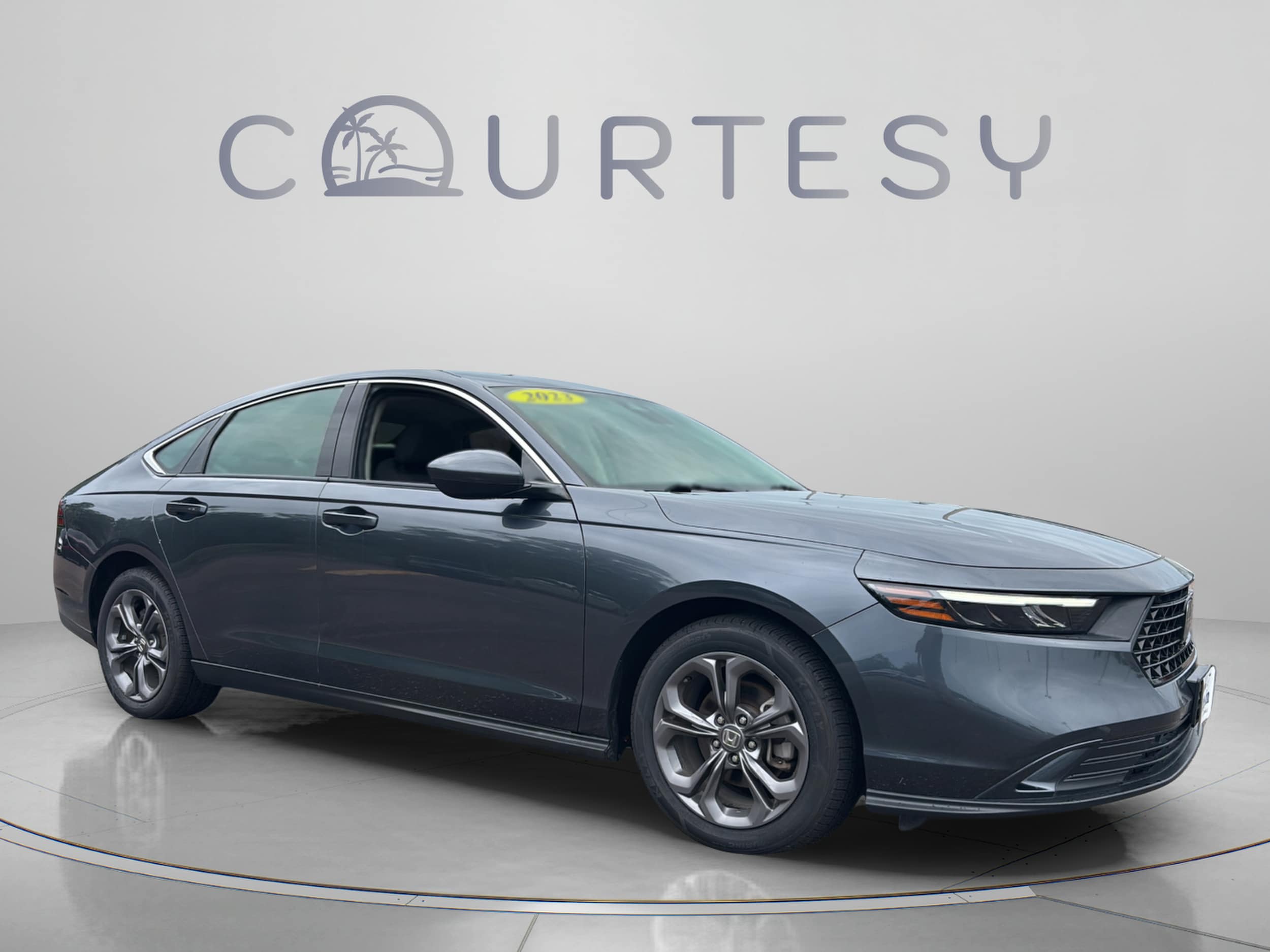 2023 Honda Accord EX - Photo 9