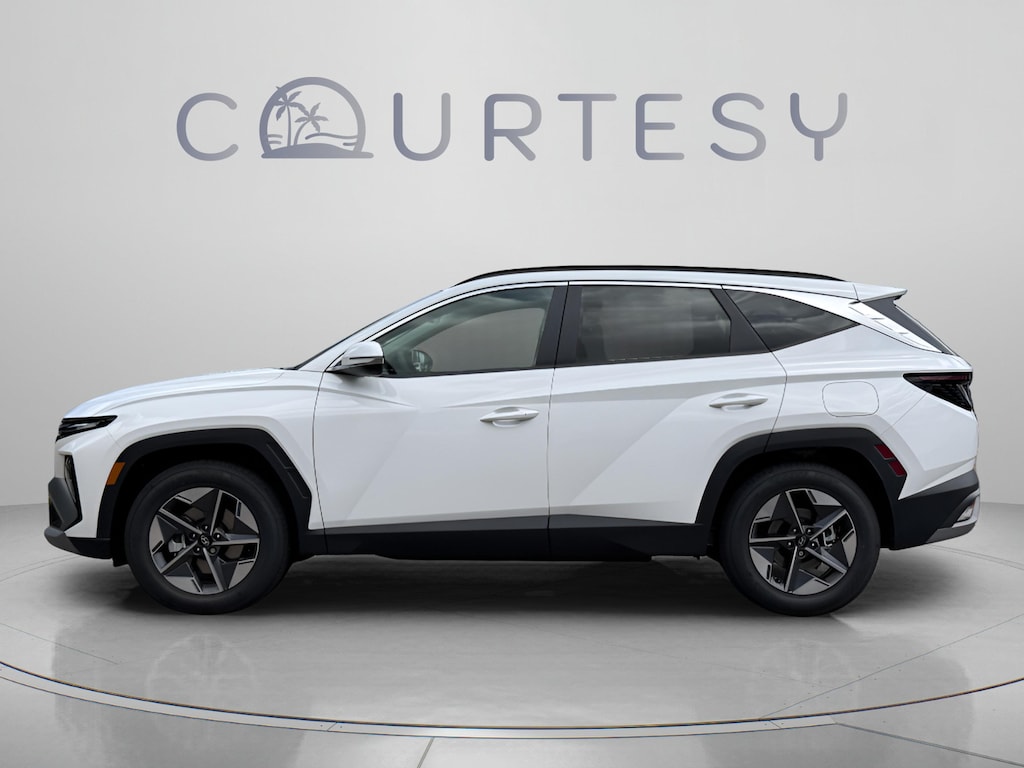 New 2026 Hyundai Tucson SEL Premium FWD SUV
