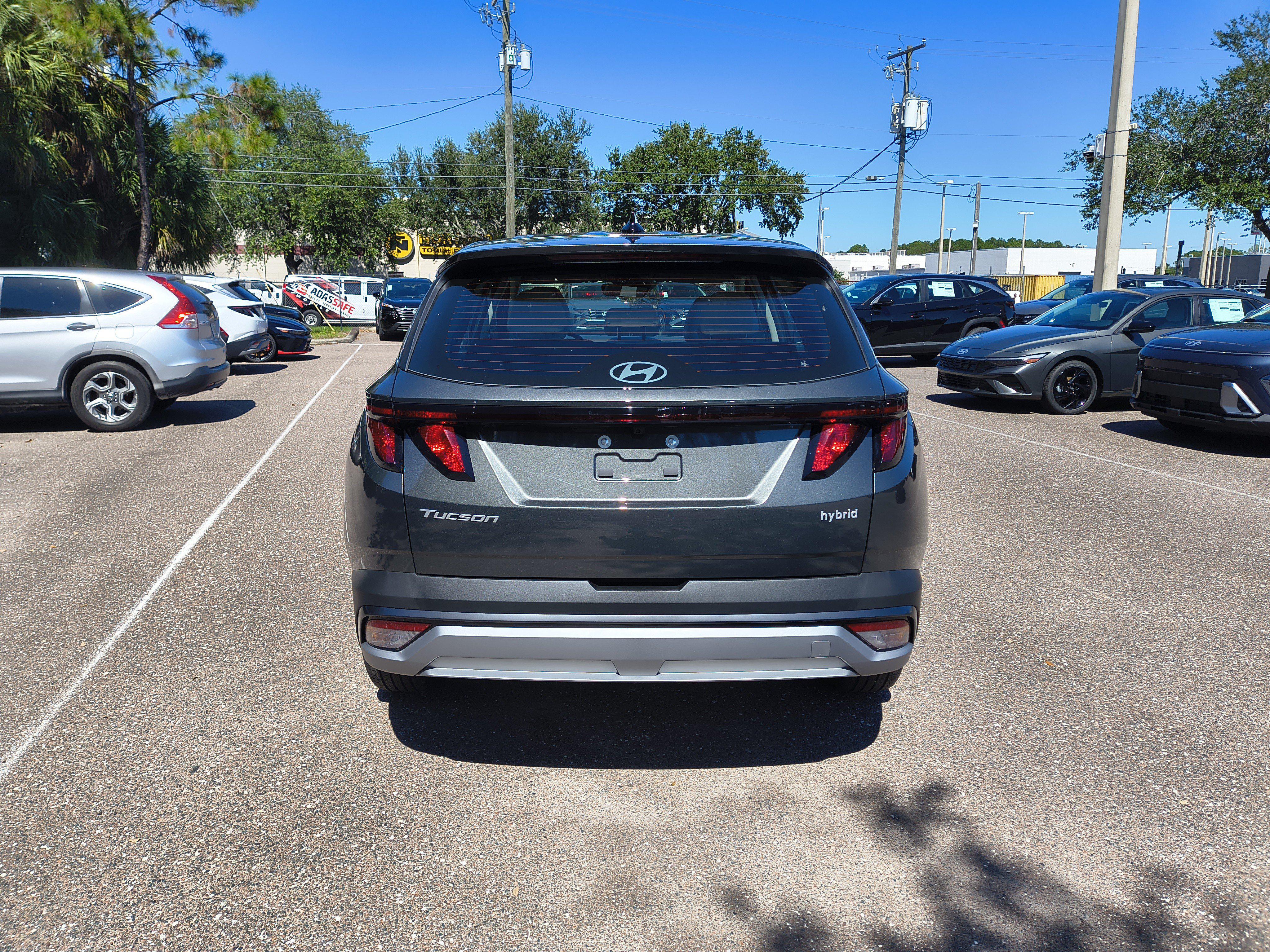 New 2026 Hyundai Tucson Hybrid SE SUV