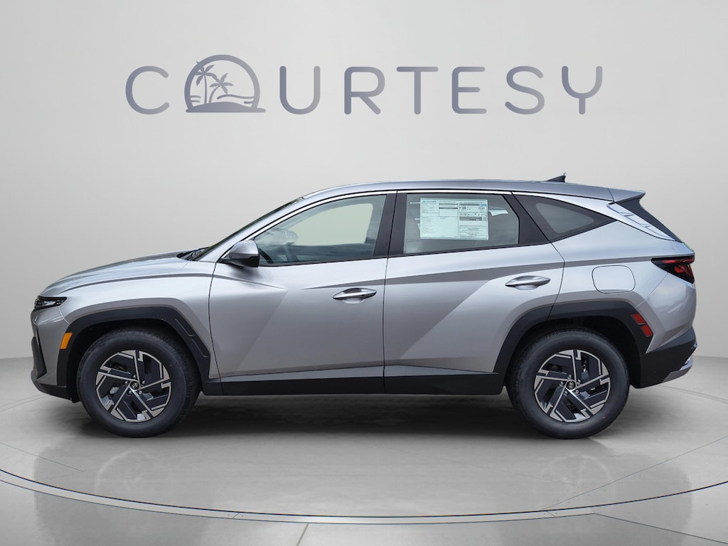 New 2026 Hyundai Tucson Hybrid SE SUV