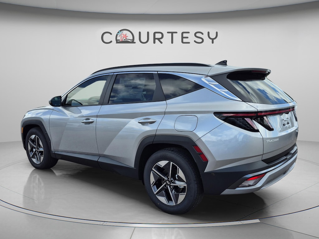 New 2026 Hyundai Tucson SEL Premium FWD SUV