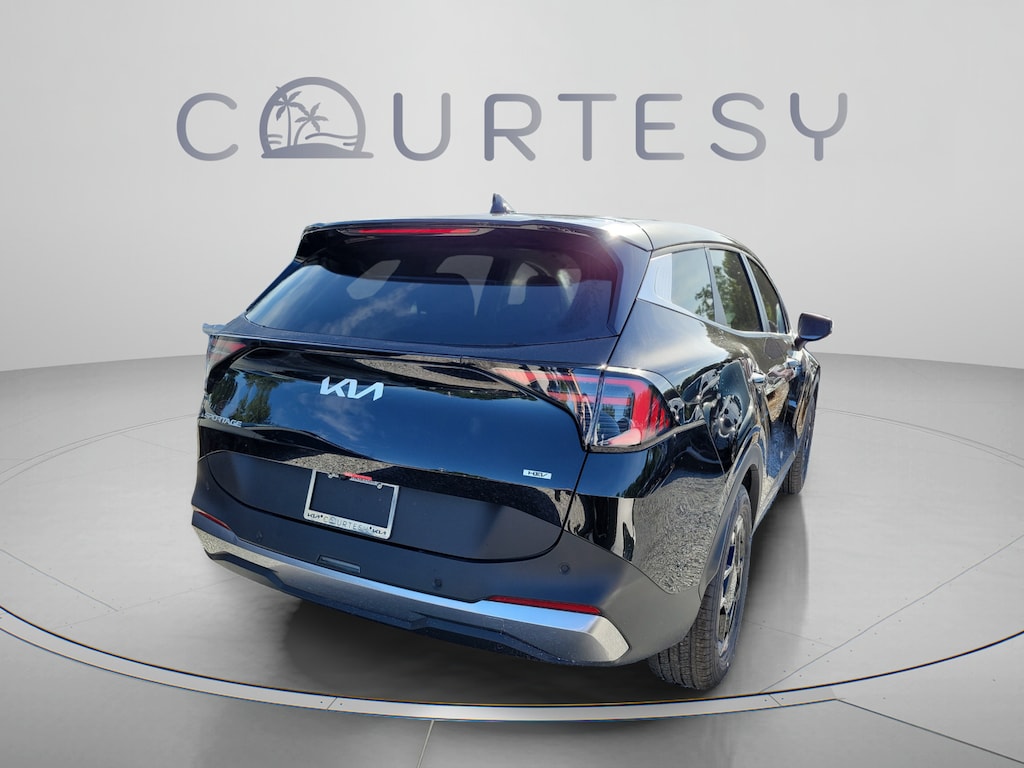 New 2027 Kia Sportage Hybrid EX SUV