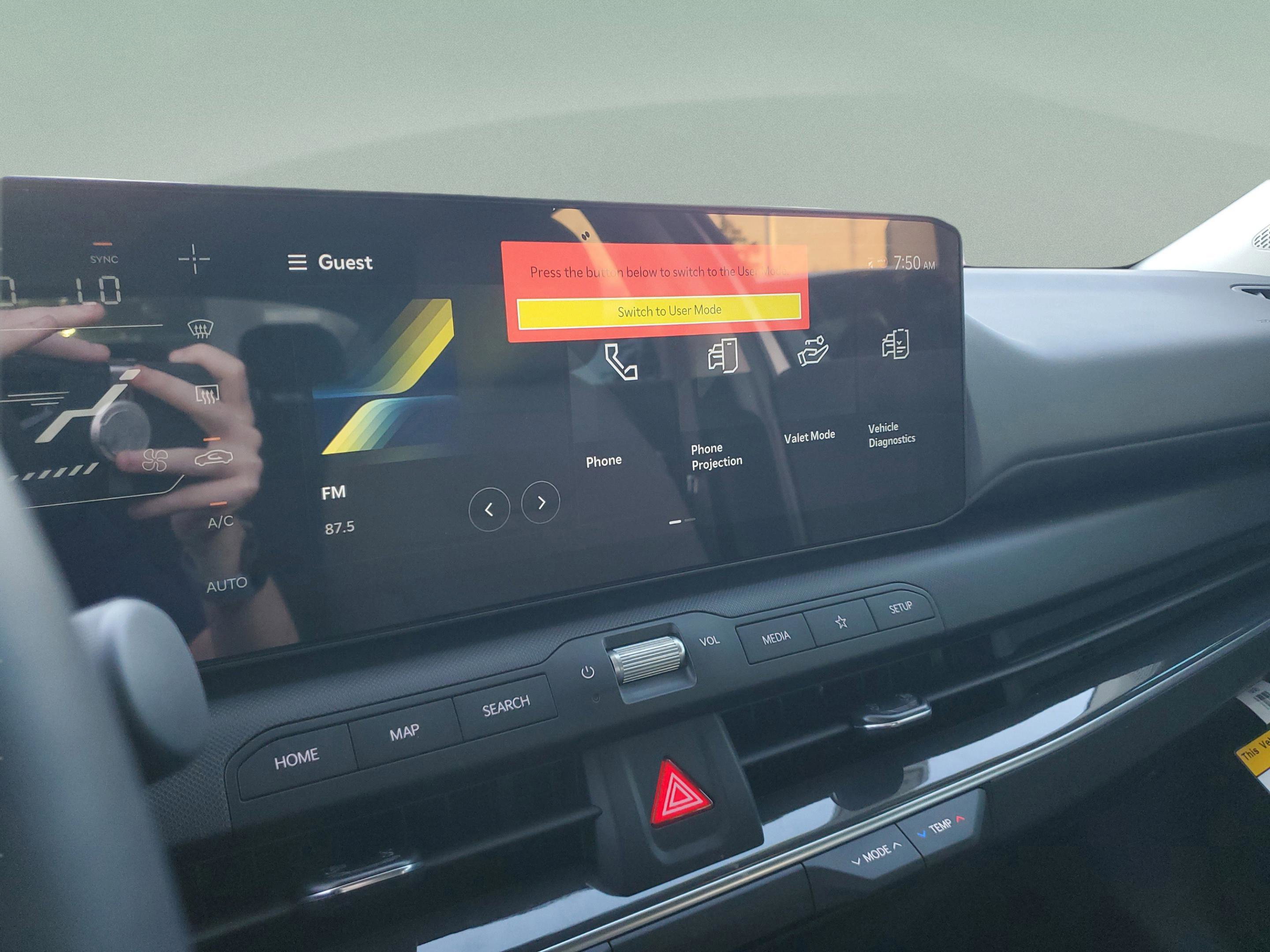 2025 Kia K4 EX - Photo 21