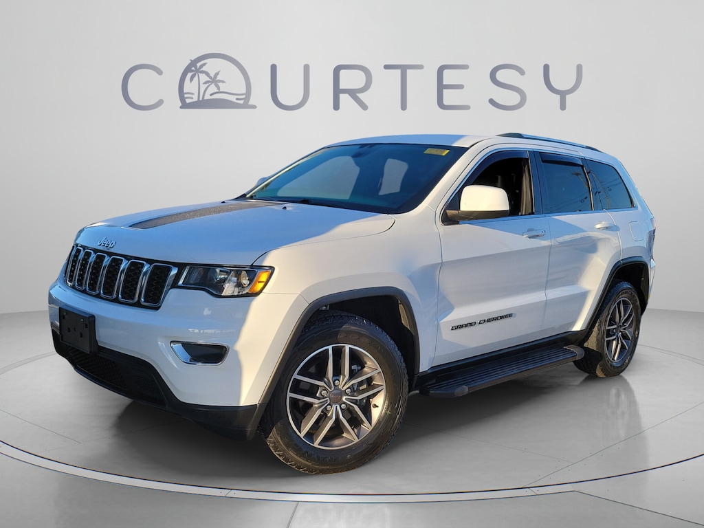 Used 2020 Jeep Grand Cherokee Laredo SUV