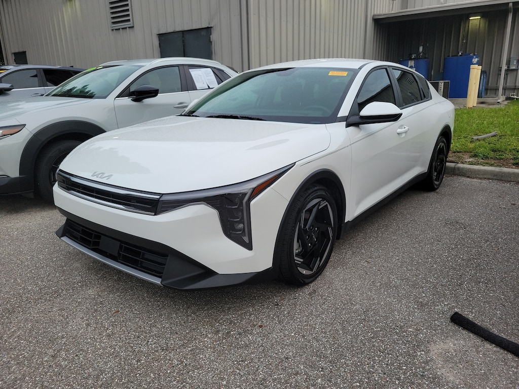Certified 2025 Kia K4 EX Sedan