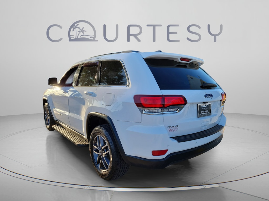 Used 2020 Jeep Grand Cherokee Laredo SUV