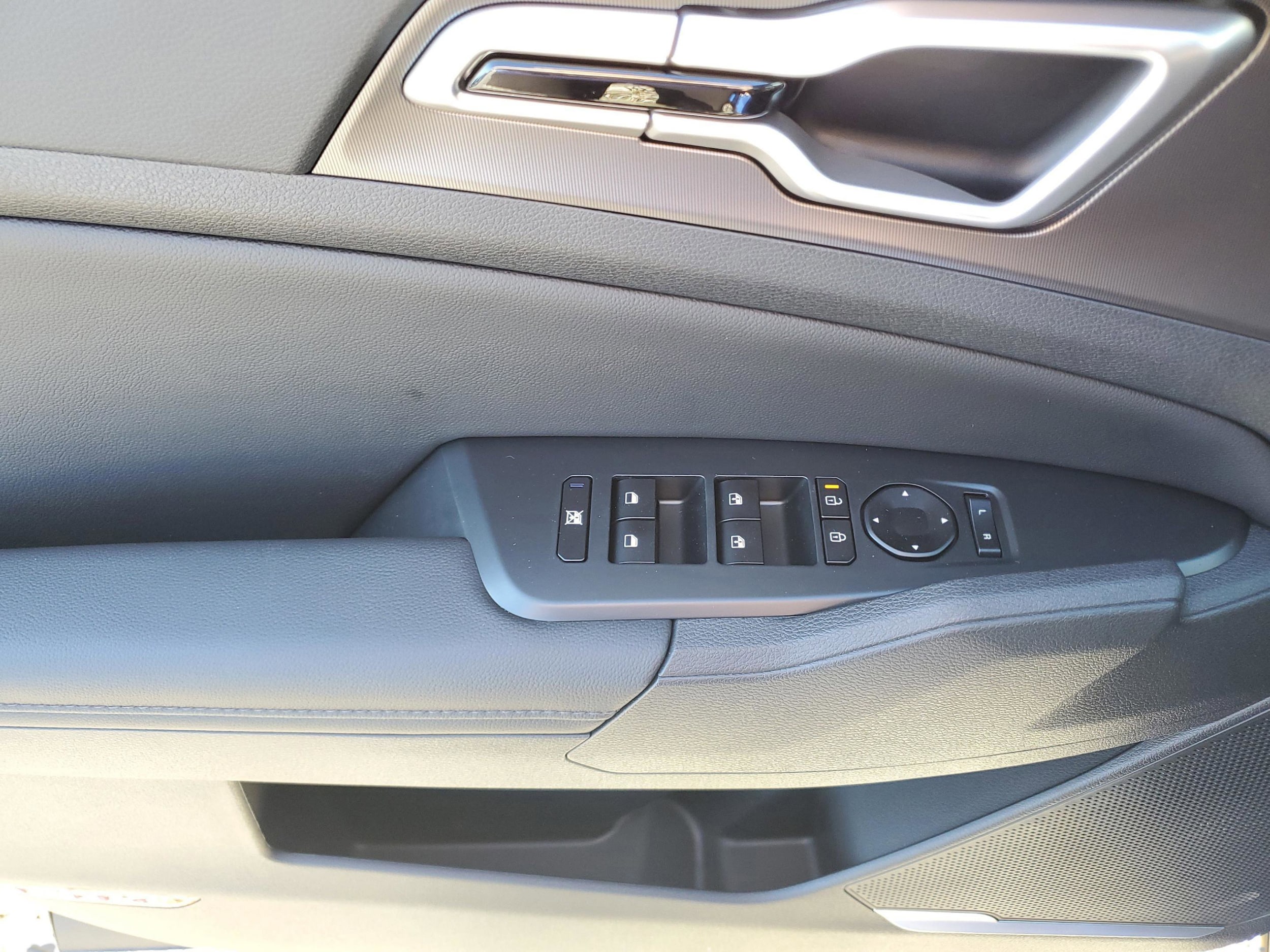 2026 Kia Sportage EX - Photo 10