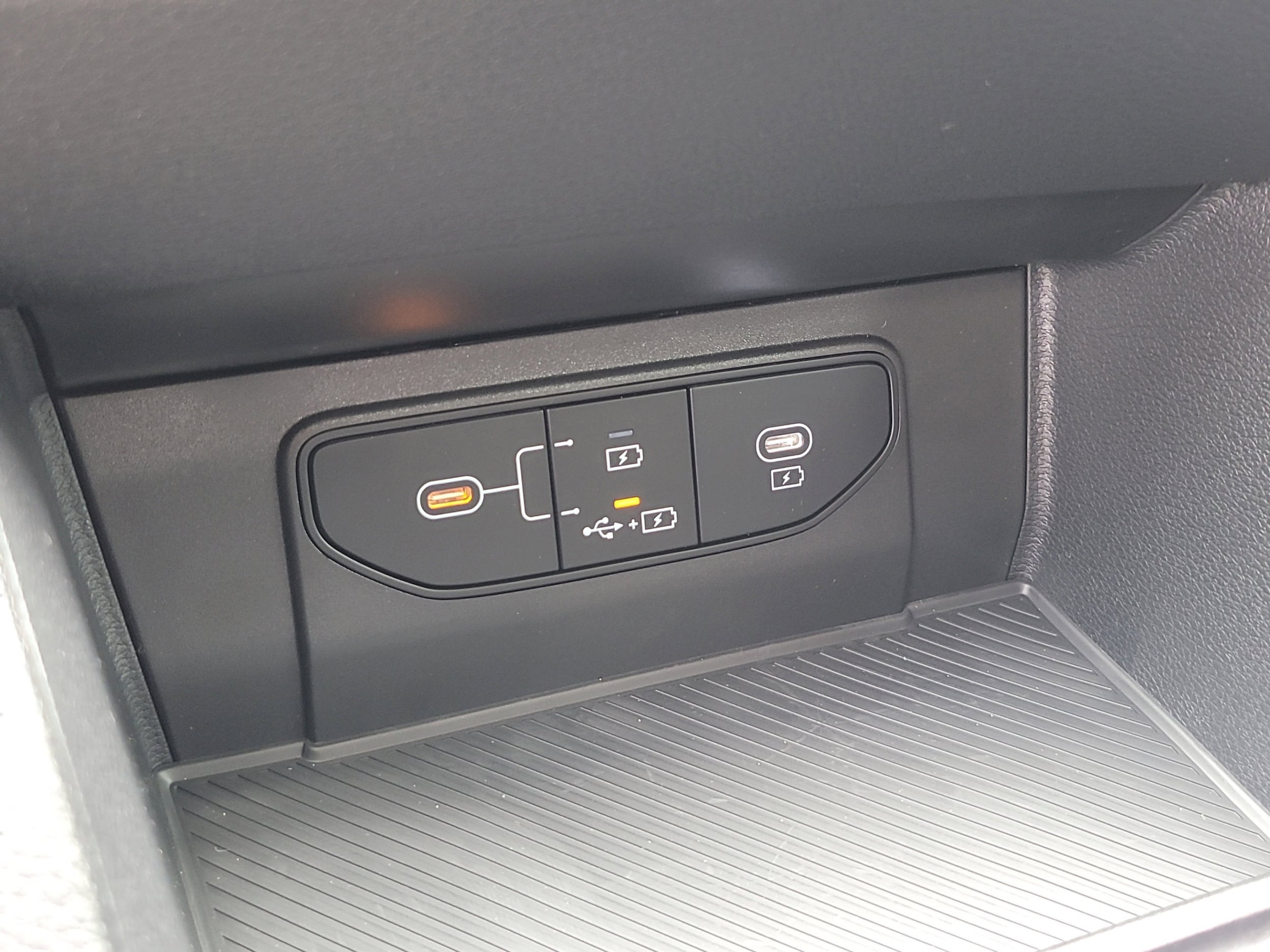 2026 Kia Sportage LX - Photo 8