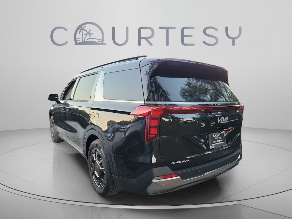 New 2027 Kia Carnival SX Van Passenger Van