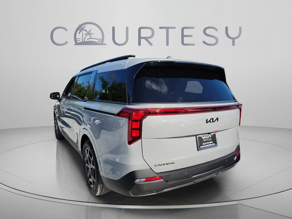 New 2027 Kia Carnival SX Van Passenger Van