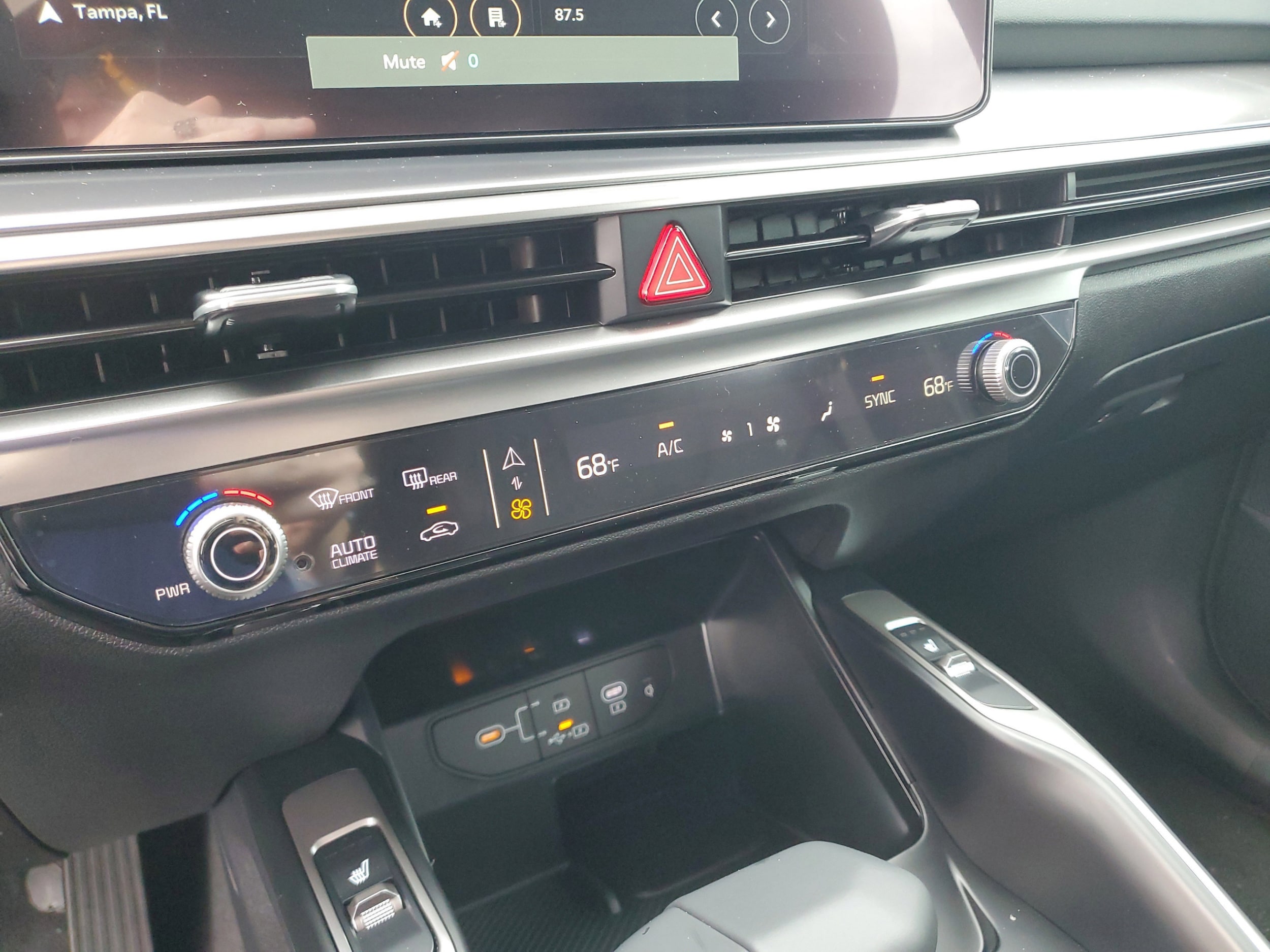 2026 Kia Sorento EX - Photo 19