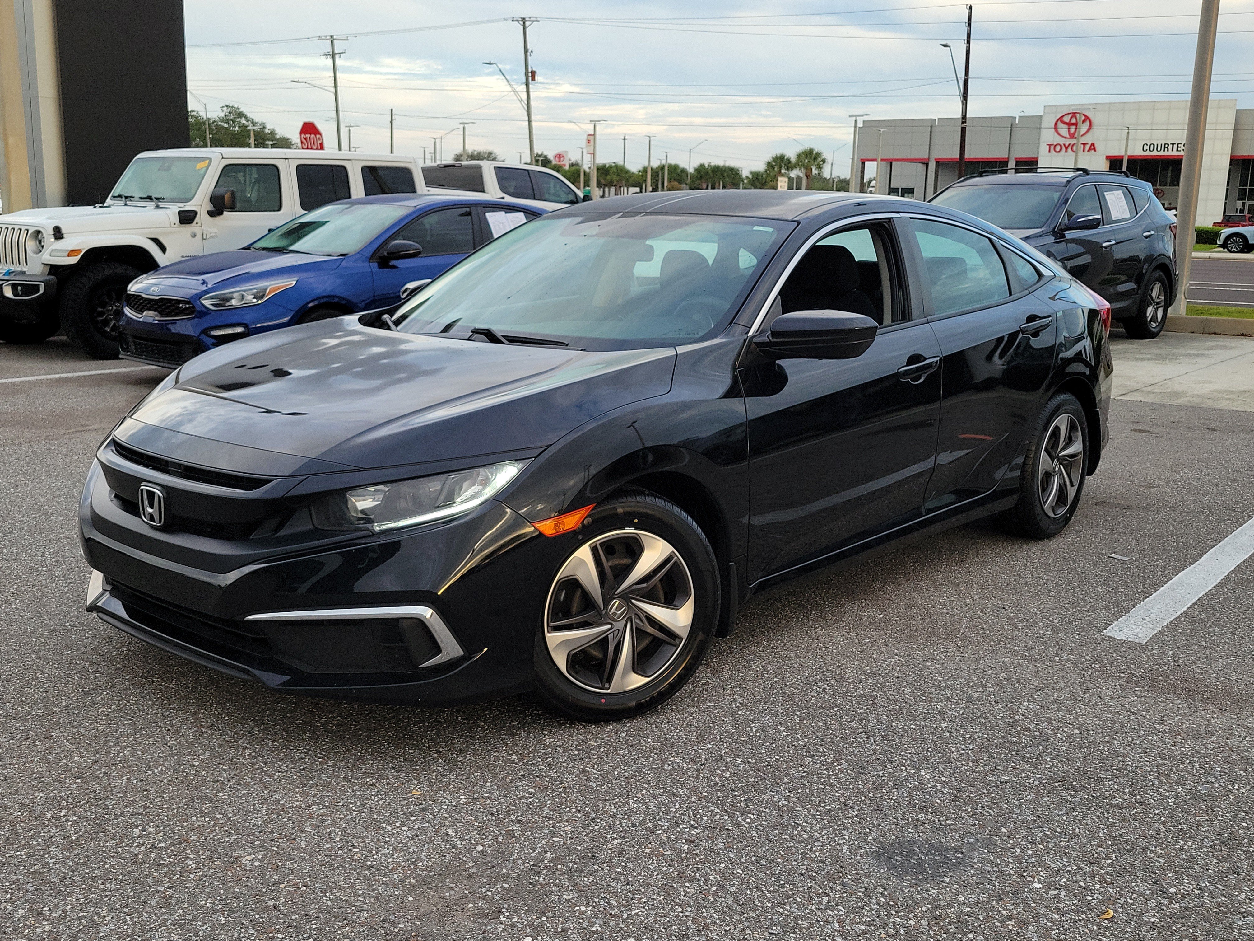  Honda Civic Sedan