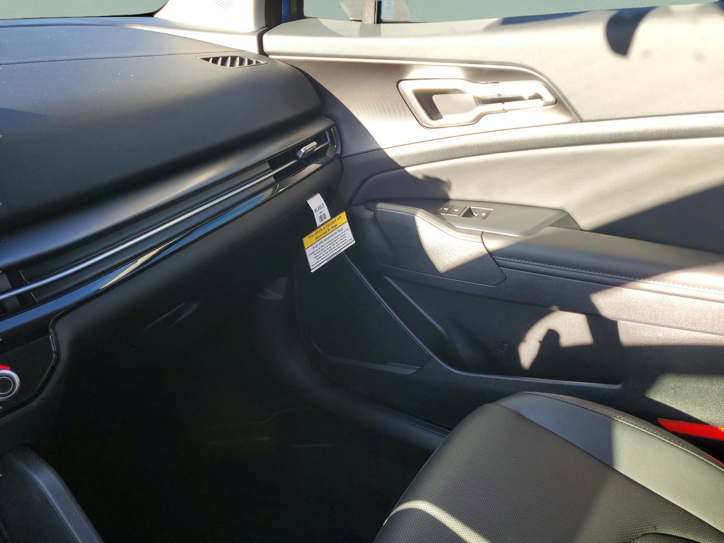 2026 Kia Sportage EX - Photo 18