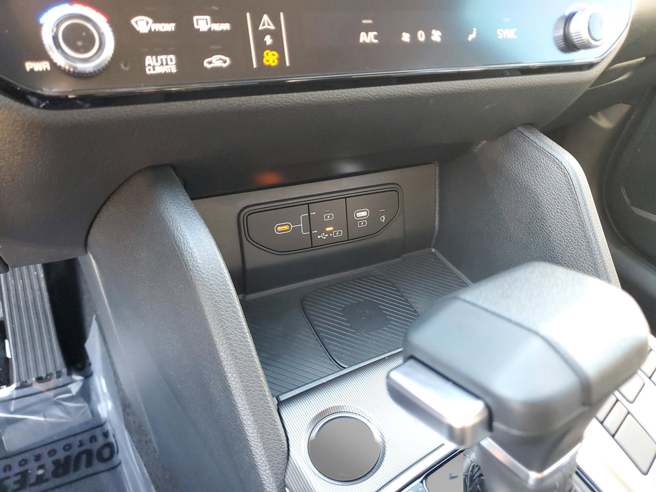 2026 Kia Sportage EX - Photo 6