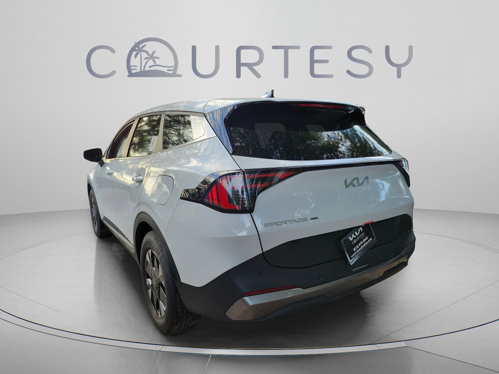 New 2027 Kia Sportage Hybrid LX SUV