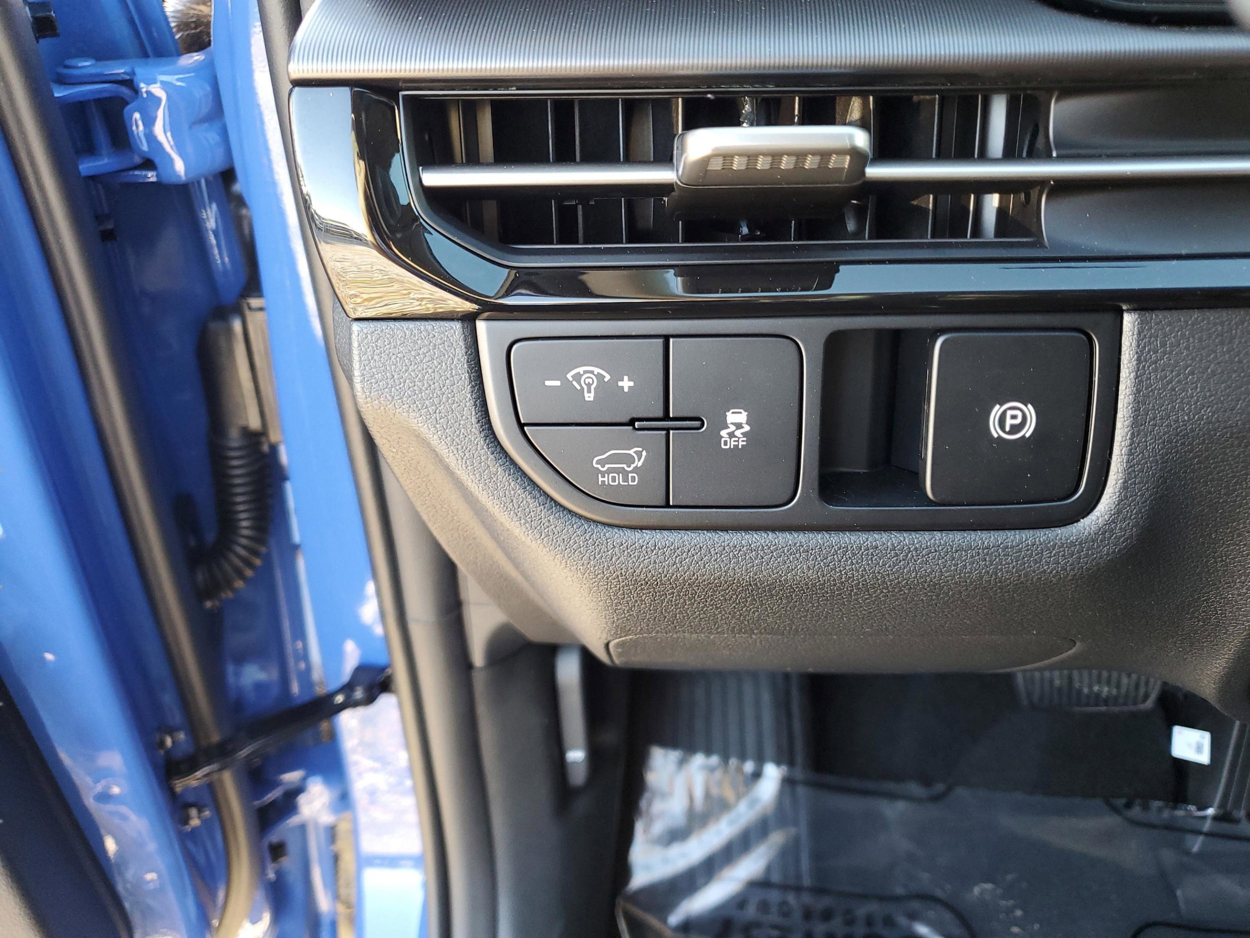 2026 Kia Sportage EX - Photo 14