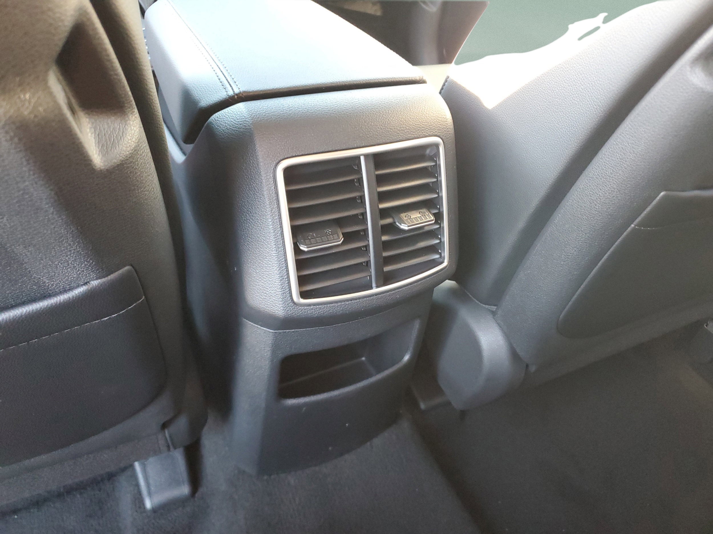 2026 Kia Sportage EX - Photo 12