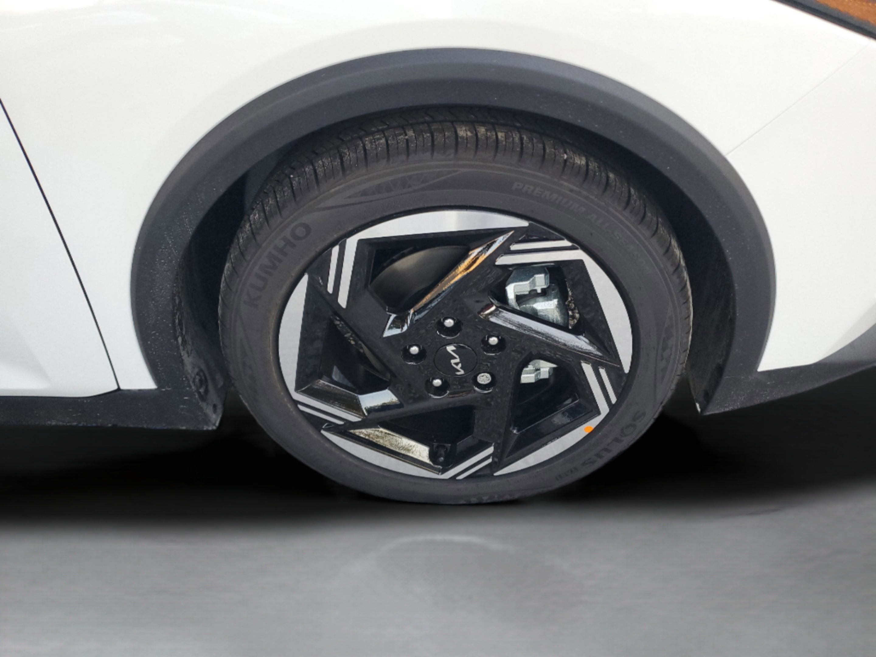 2025 Kia K4 EX - Photo 33