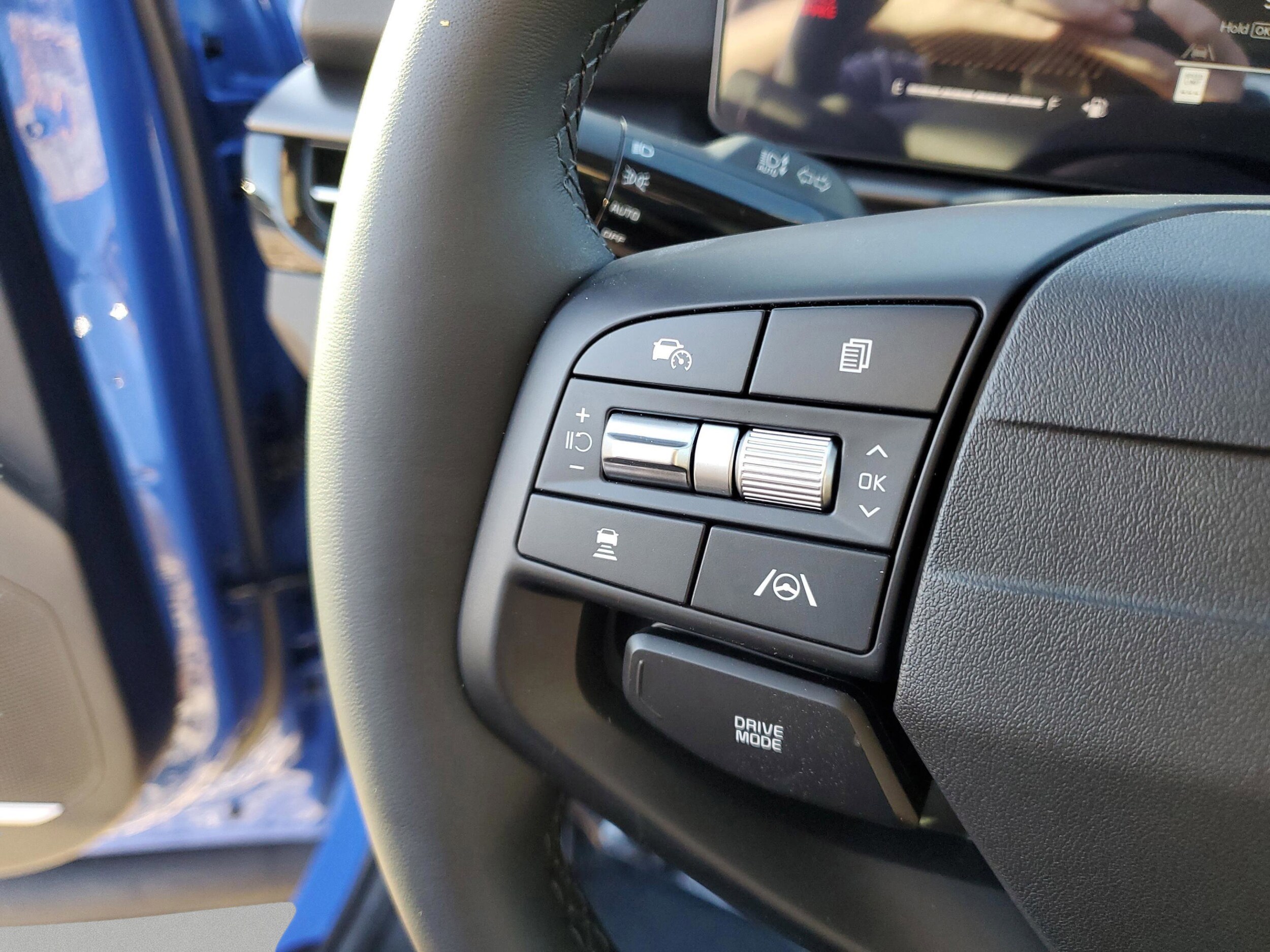 2026 Kia Sportage EX - Photo 11