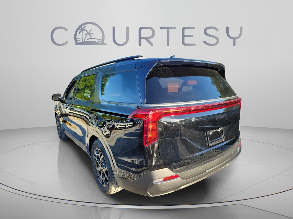New 2027 Kia Carnival SX Van Passenger Van
