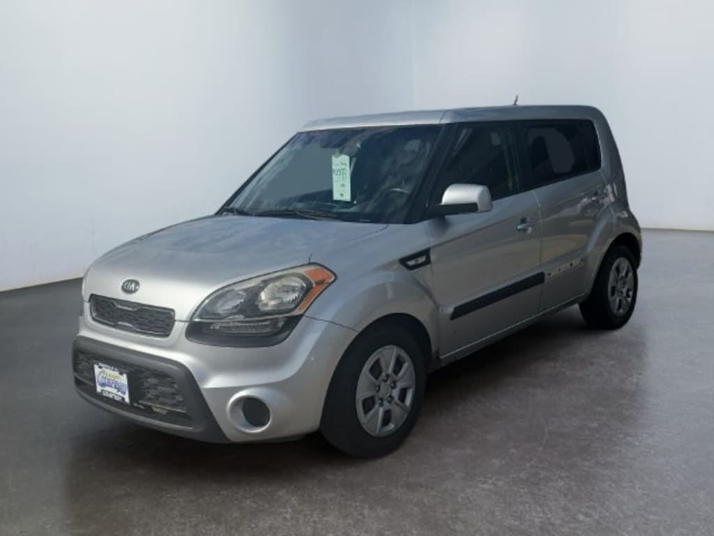 Used 2013 Kia Soul Base Hatchback