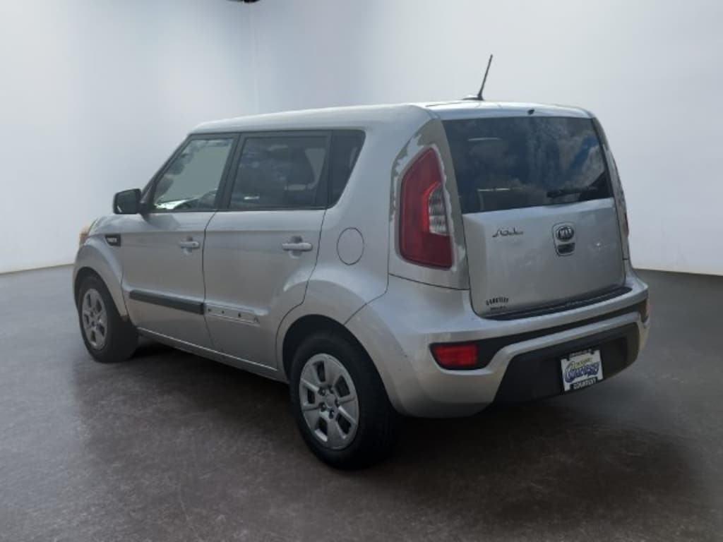 Used 2013 Kia Soul Base Hatchback