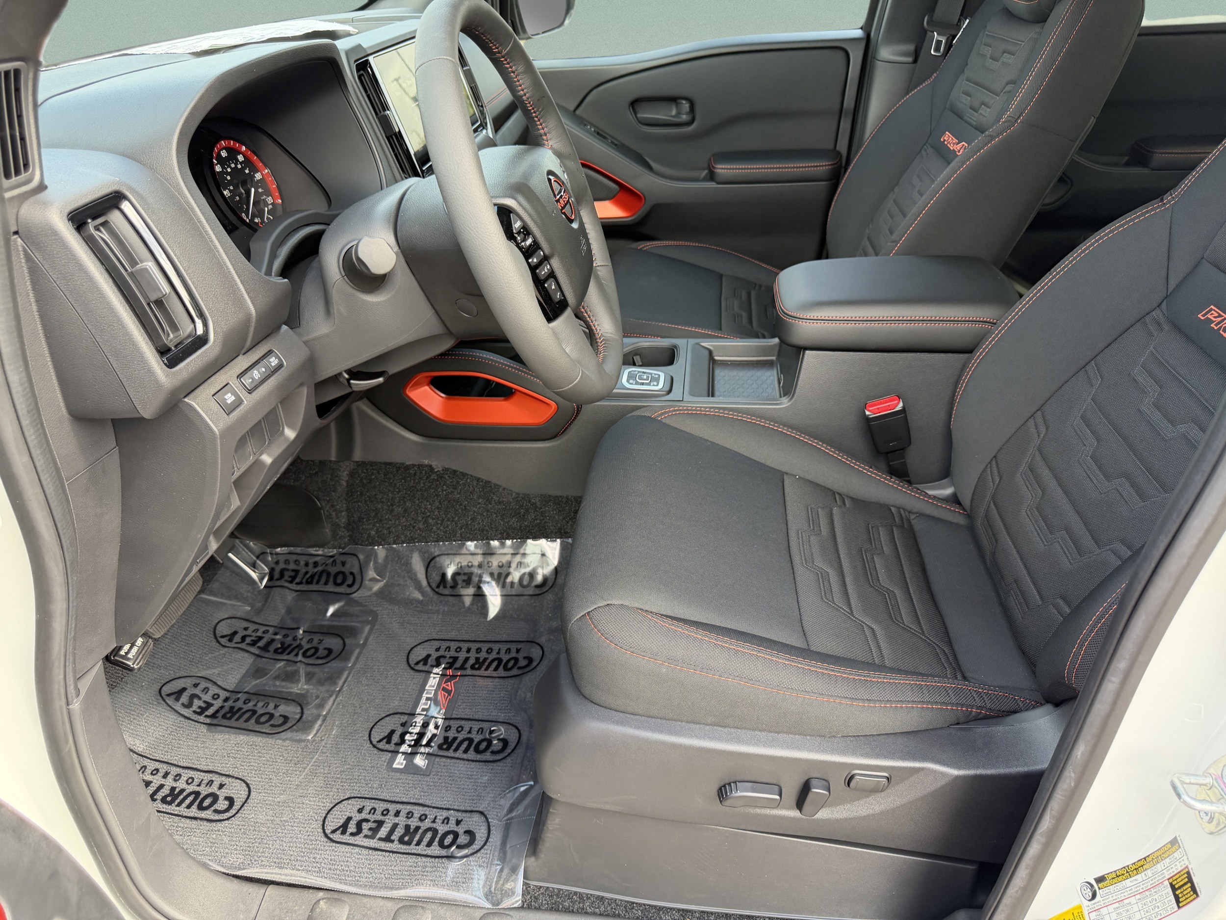 2026 Nissan Frontier PRO-4X - Photo 20