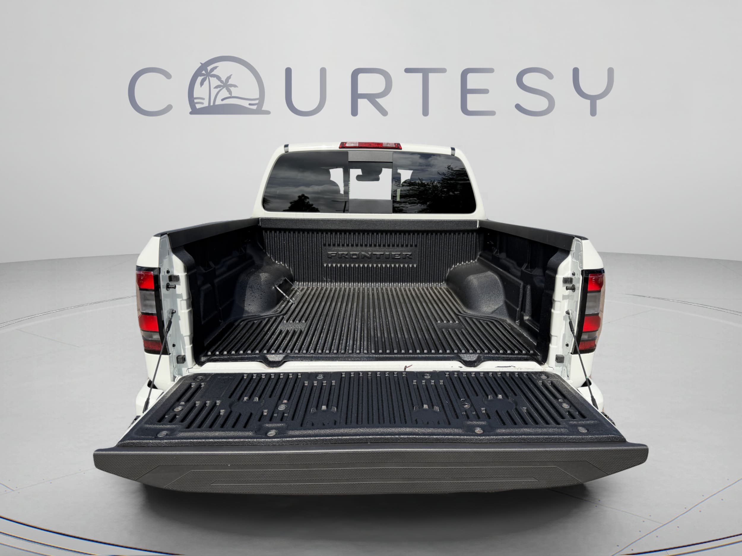 2026 Nissan Frontier PRO-4X - Photo 10