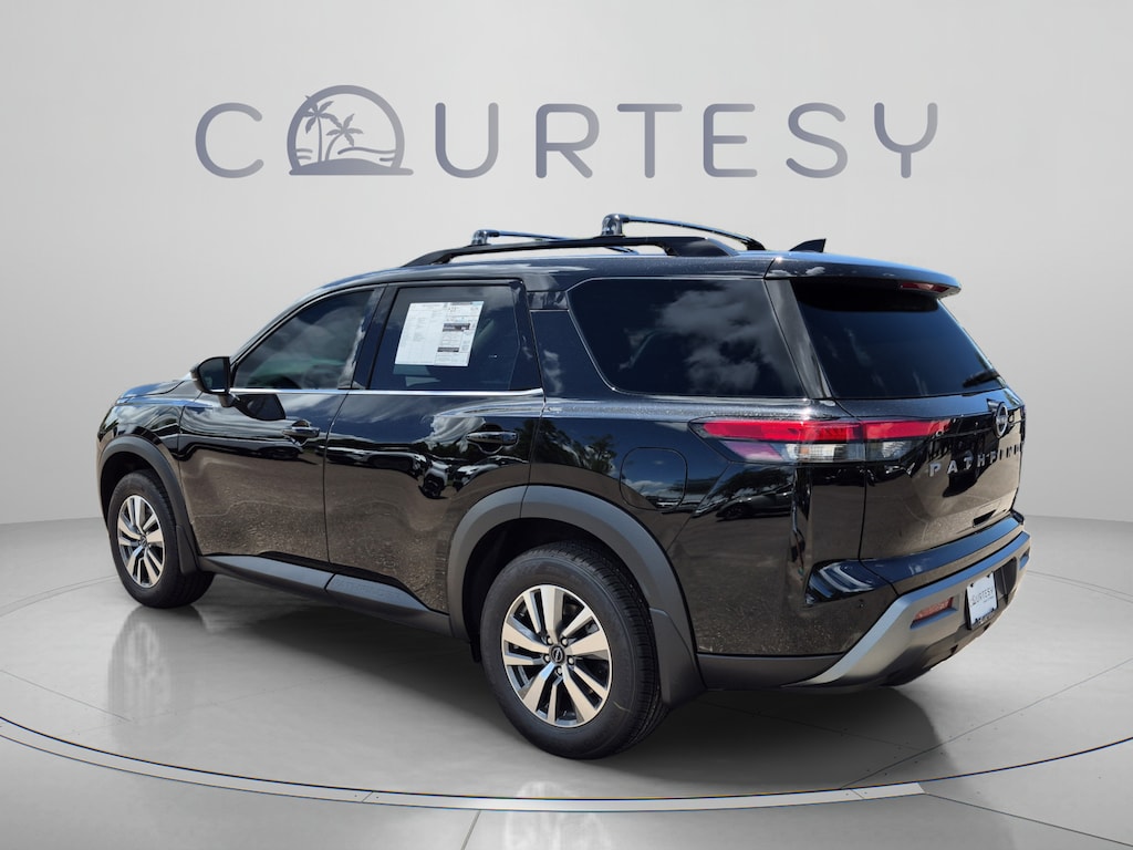 New 2026 Nissan Pathfinder SL SUV