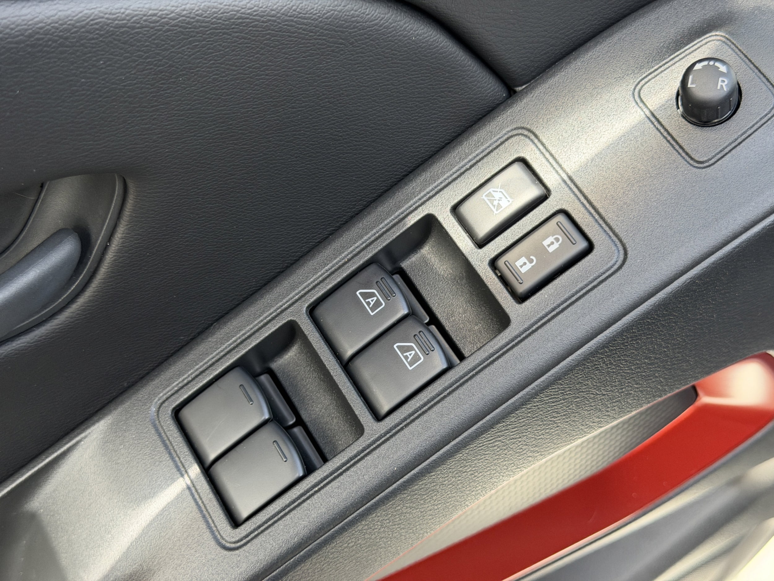 2026 Nissan Frontier PRO-4X - Photo 17