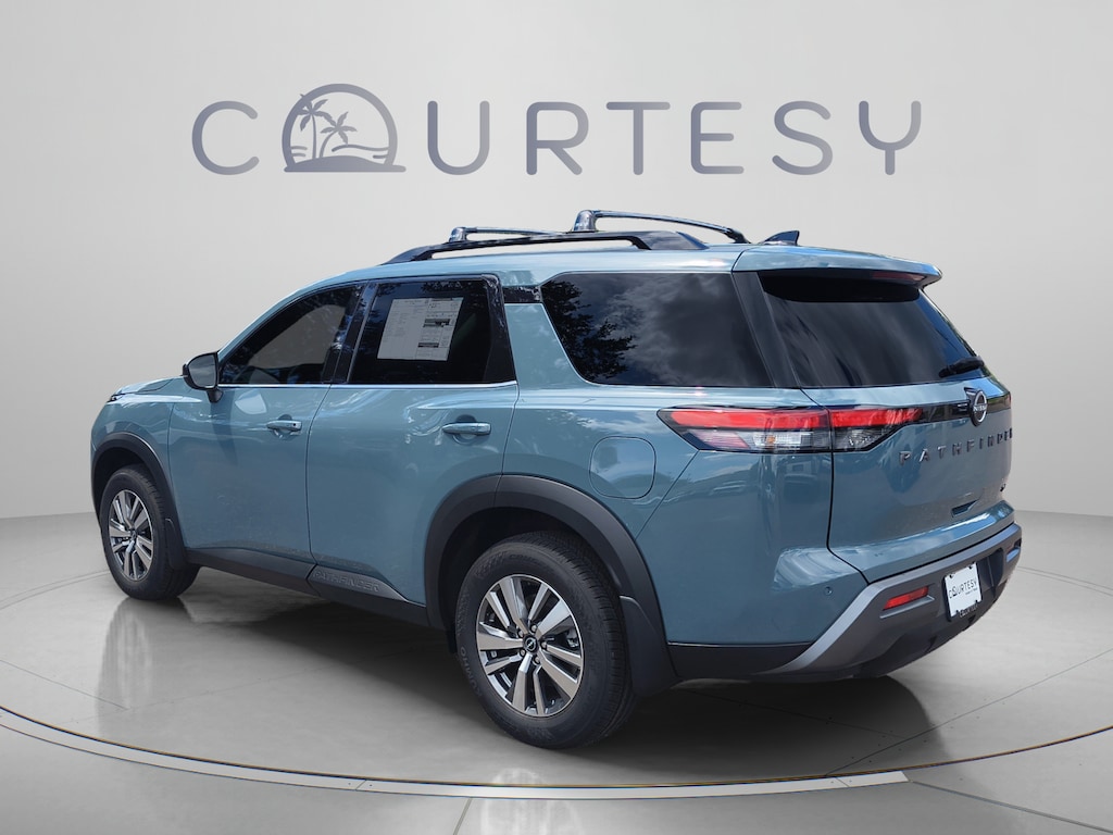 New 2026 Nissan Pathfinder SL SUV