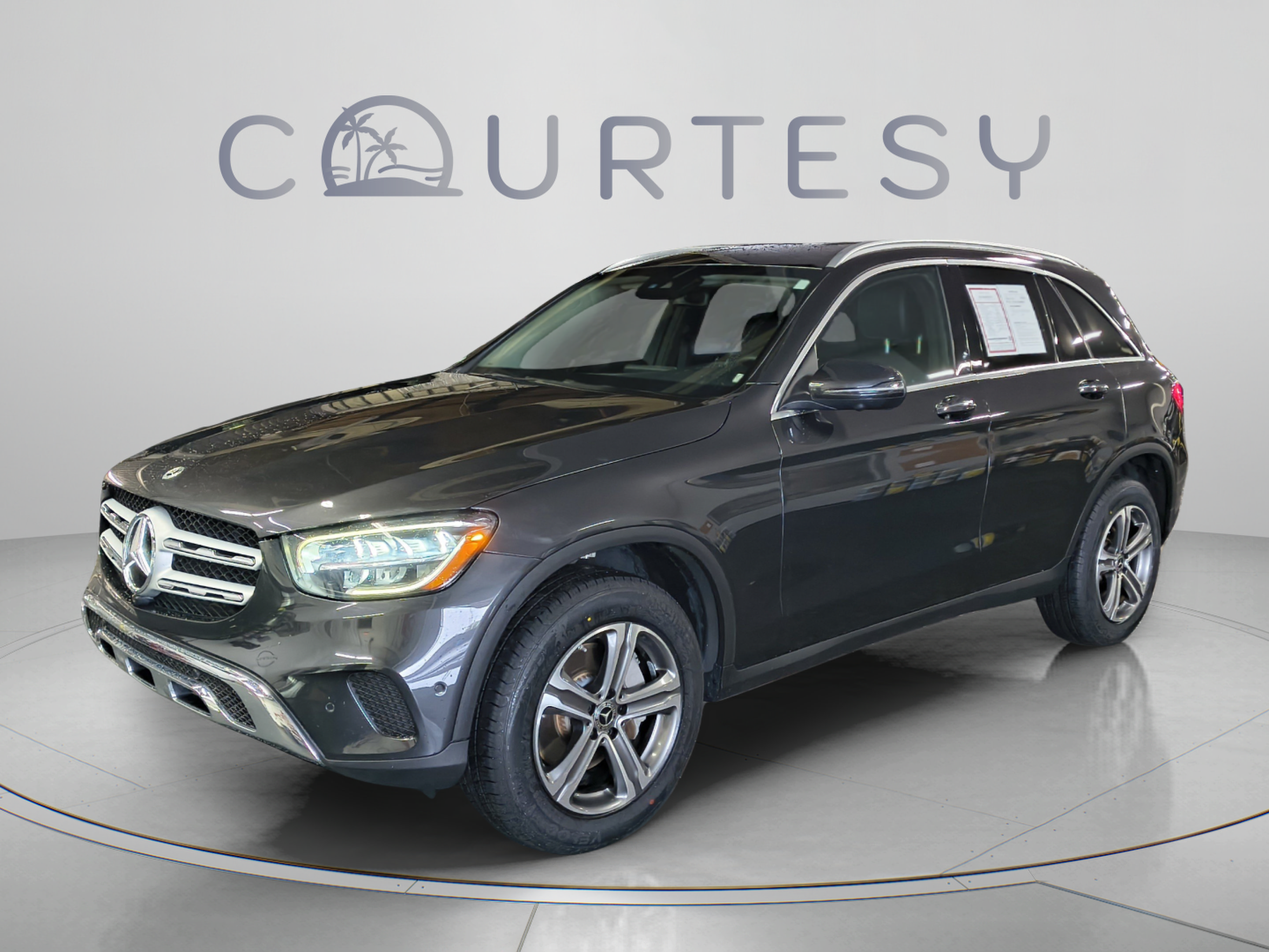 Mercedes-Benz GLC