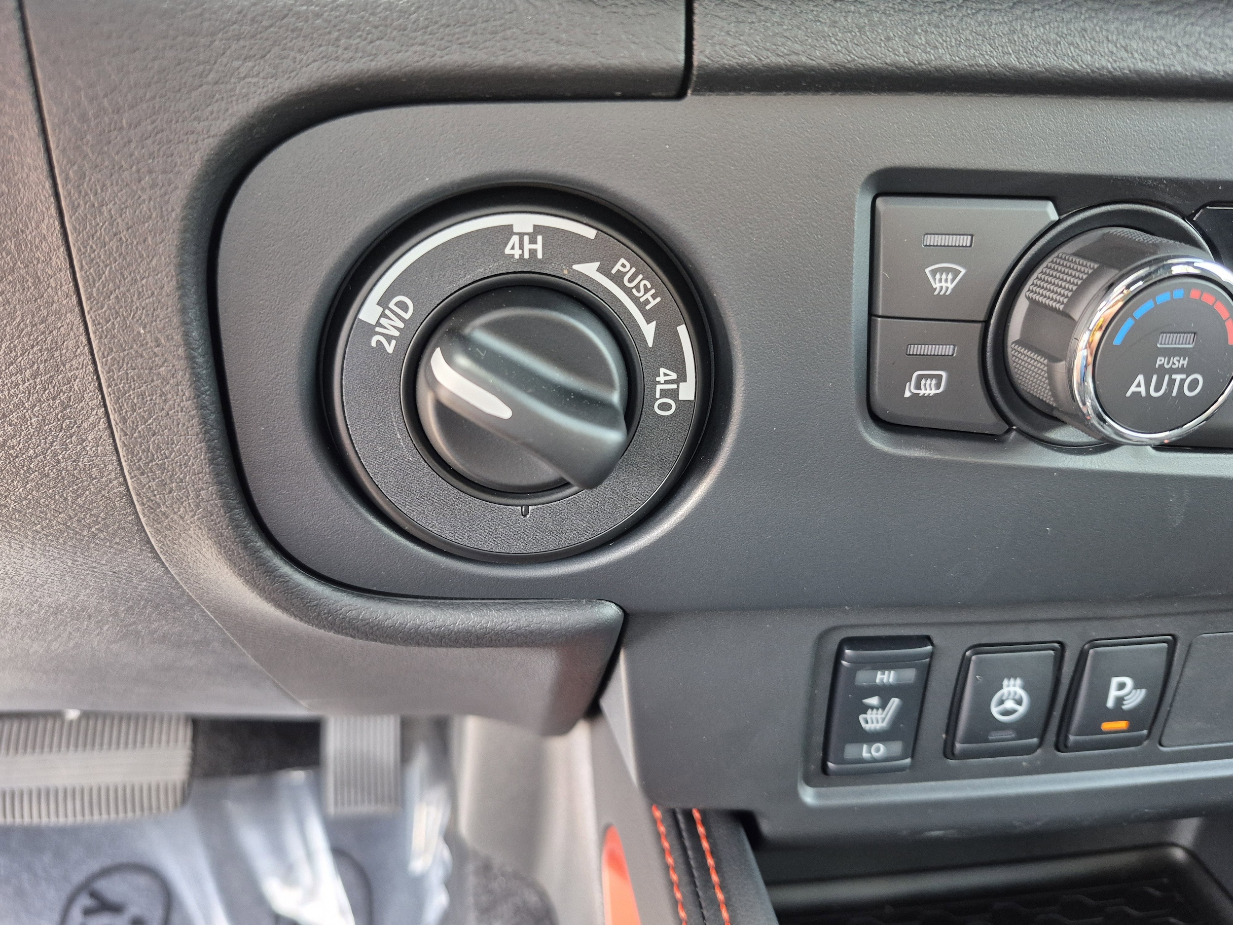 2026 Nissan Frontier PRO-4X - Photo 26