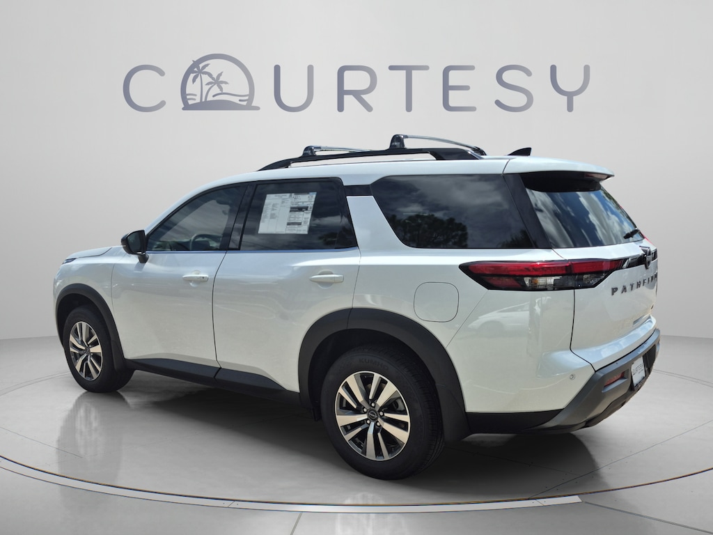 New 2026 Nissan Pathfinder SL SUV