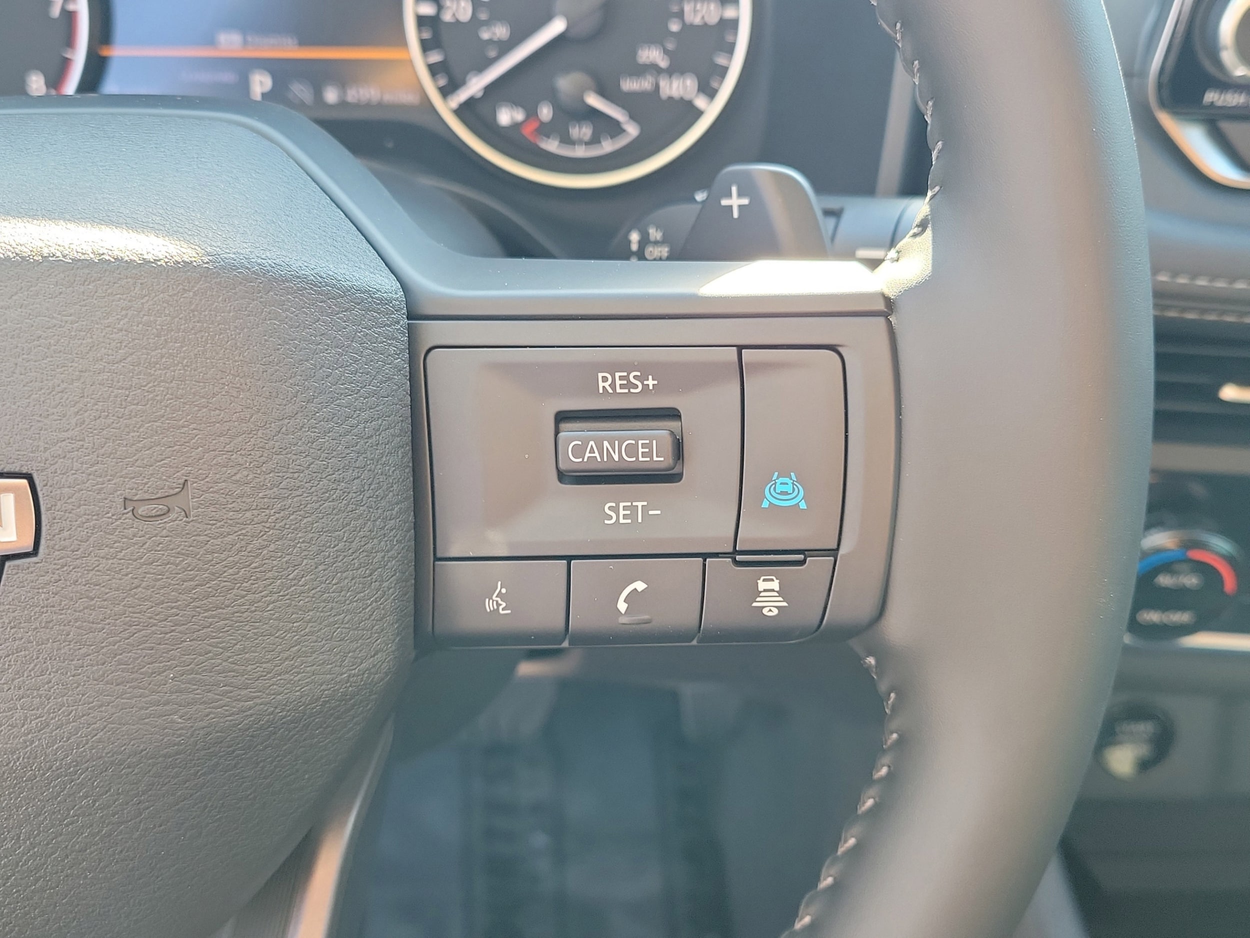 2026 Nissan Rogue SV - Photo 29