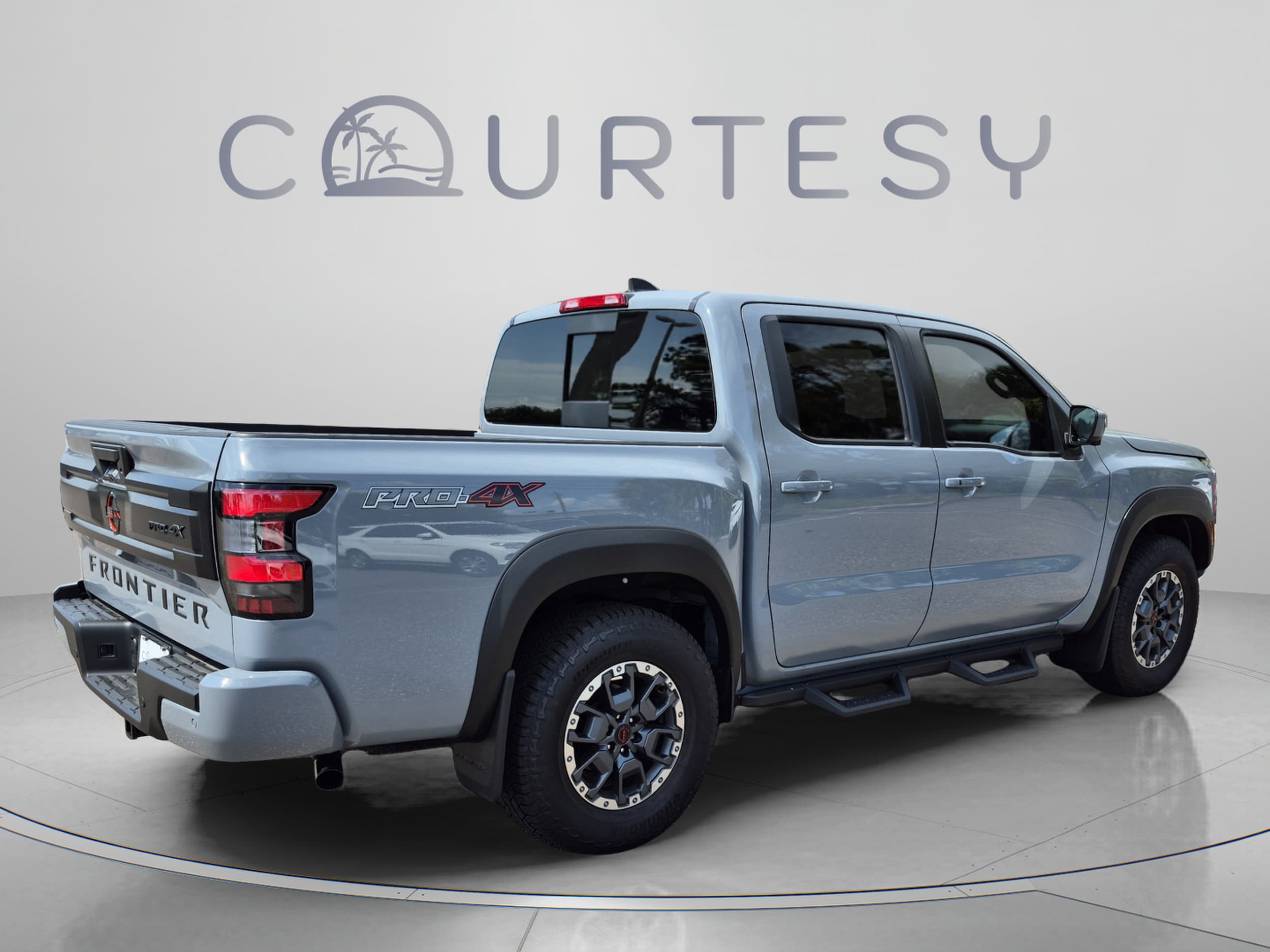2026 Nissan Frontier PRO-4X - Photo 6